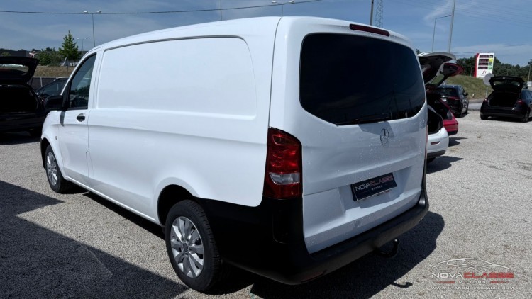Mercedes-Benz Vito L2 111 CDI