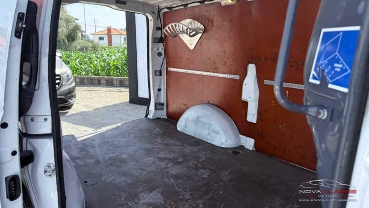 Mercedes-Benz Vito L2 111 CDI