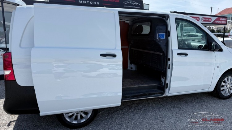 Mercedes-Benz Vito L2 111 CDI