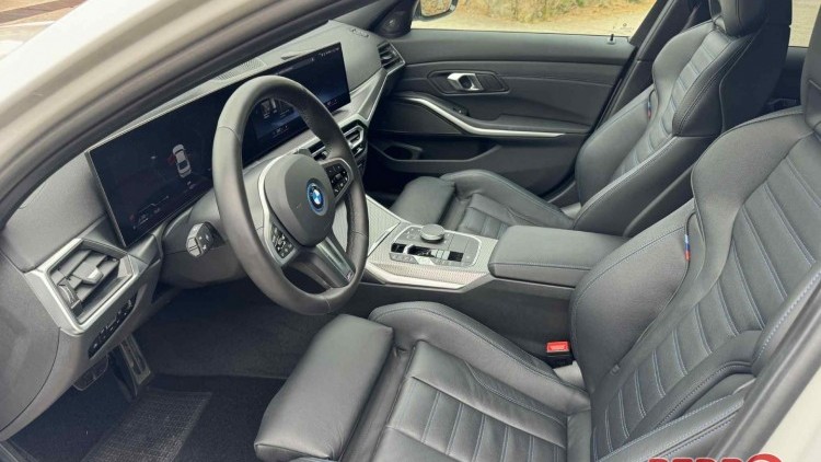 BMW S&eacute;rie 3 - 330 PAK M SPORT