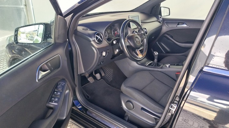 Mercedes-Benz Classe B 180