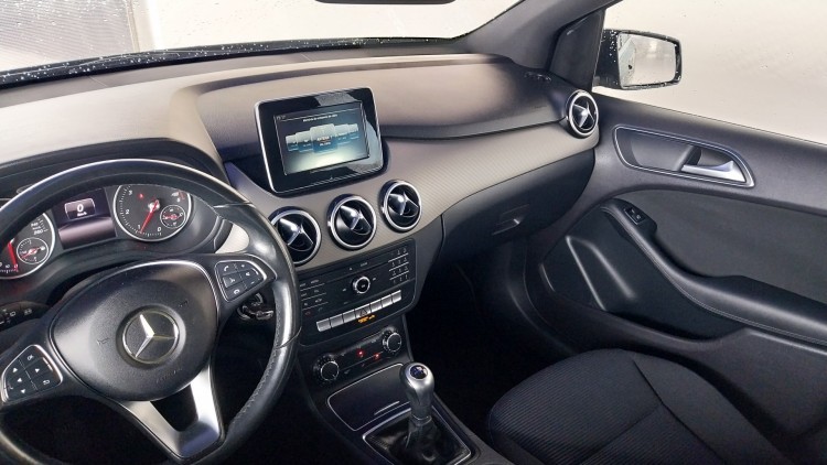 Mercedes-Benz Classe B 180