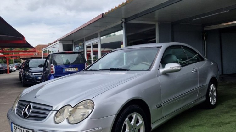Mercedes-Benz Classe CLK 270 CDI