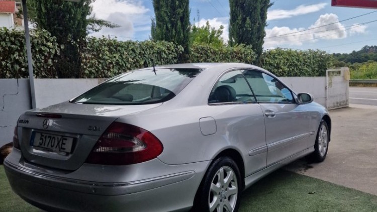 Mercedes-Benz Classe CLK 270 CDI