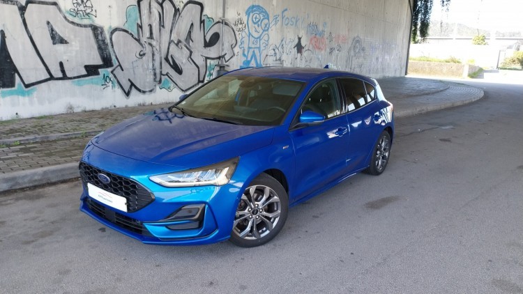 Ford Focus ST LINE