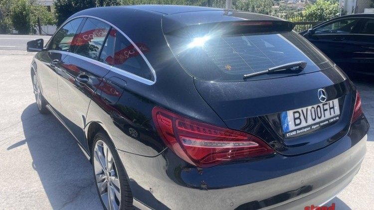Mercedes-Benz Classe CLA 180 AVANTGARD