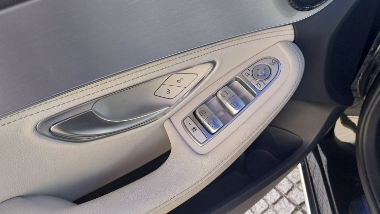 Mercedes-Benz Classe C 30 C300H H&iacute;brida/Diesel