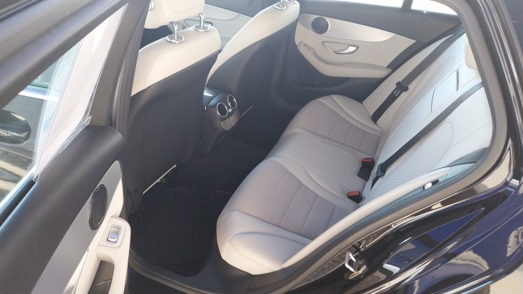 Mercedes-Benz Classe C 30 C300H H&iacute;brida/Diesel