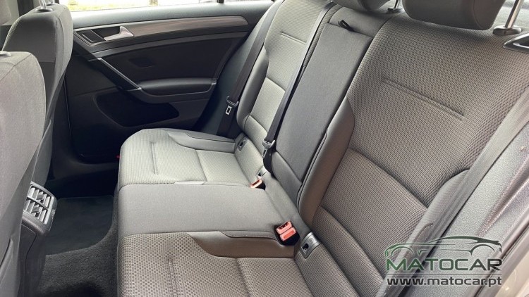 Volkswagen Golf 1.6 TDI Confortline