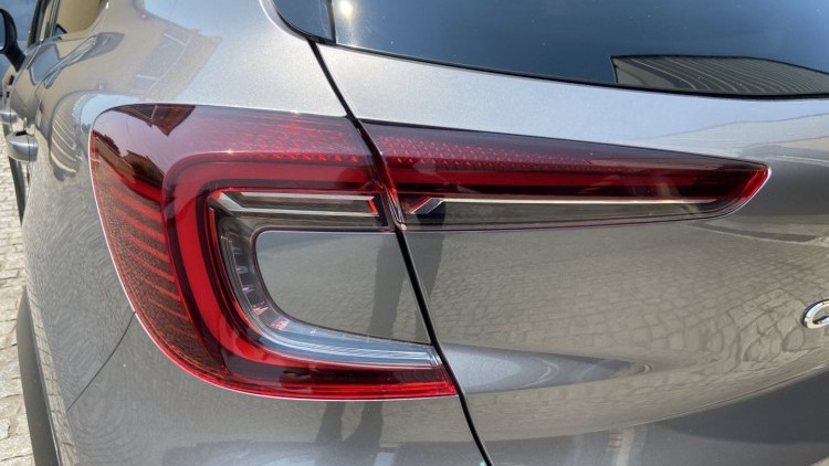 Renault Captur 0.9 TCe EXCLUSIVE EDITION BI-FUEL