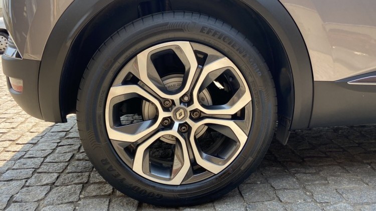 Renault Captur 0.9 TCe EXCLUSIVE EDITION BI-FUEL