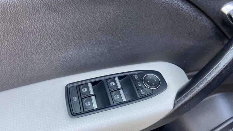 Renault Captur 0.9 TCe EXCLUSIVE EDITION BI-FUEL