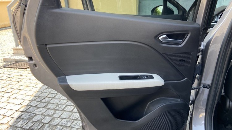 Renault Captur 0.9 TCe EXCLUSIVE EDITION BI-FUEL