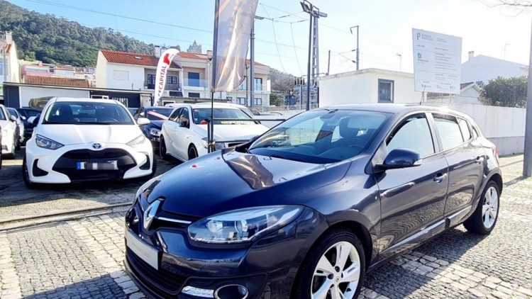 Renault M&eacute;gane 1.5 DCI CAIXA AUTO