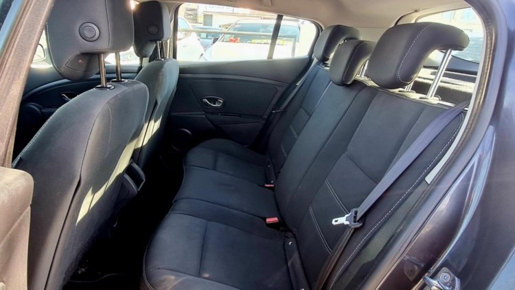 Renault M&eacute;gane 1.5 DCI CAIXA AUTO