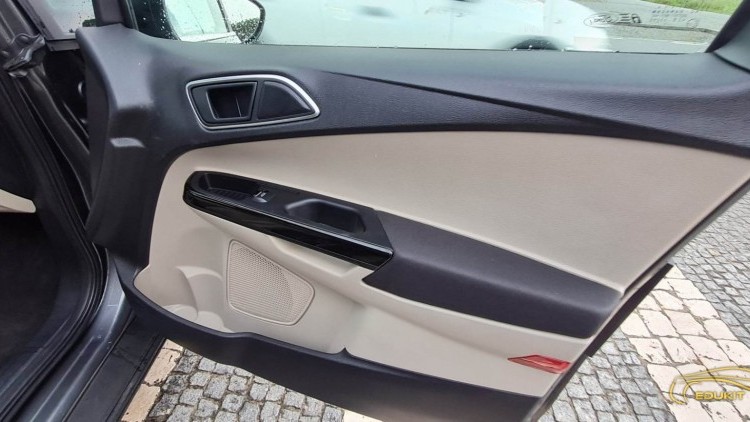 Ford B-Max 1.5 TDCI Titaniun
