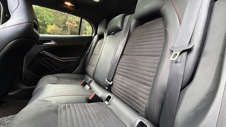 Mercedes-Benz Classe GLA 250 250 AMG 4-Matic