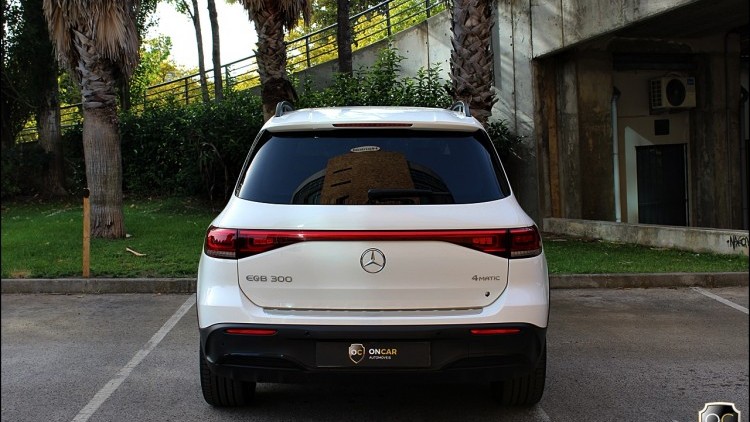 Mercedes-Benz Eqb 300 4 Matic AMG Line
