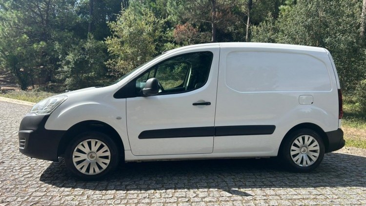 Citro&euml;n Berlingo 1.6 BlueHDI (Iva Dedutivel)