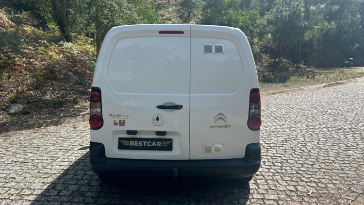 Citro&euml;n Berlingo 1.6 BlueHDI (Iva Dedutivel)
