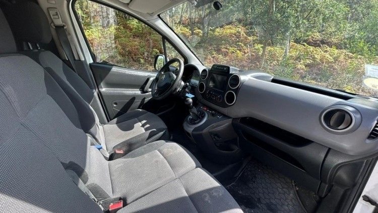 Citro&euml;n Berlingo 1.6 BlueHDI (Iva Dedutivel)