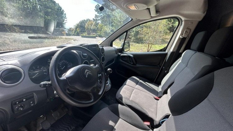 Citro&euml;n Berlingo 1.6 BlueHDI (Iva Dedutivel)