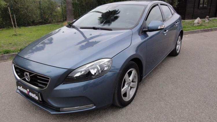 Volvo V40 D 2