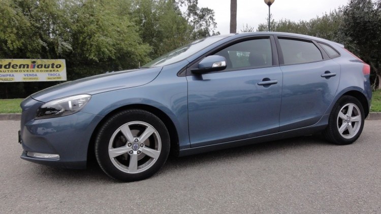 Volvo V40 D 2