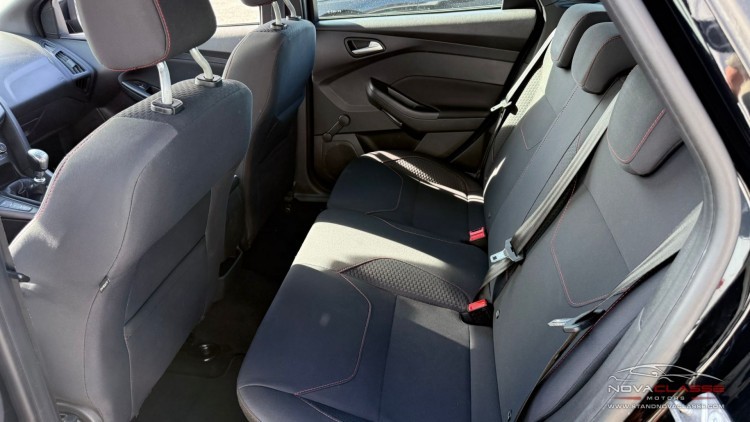 Ford Focus 1.0 EcoBoost ST-Line