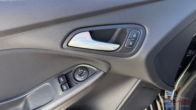 Ford Focus 1.0 EcoBoost ST-Line