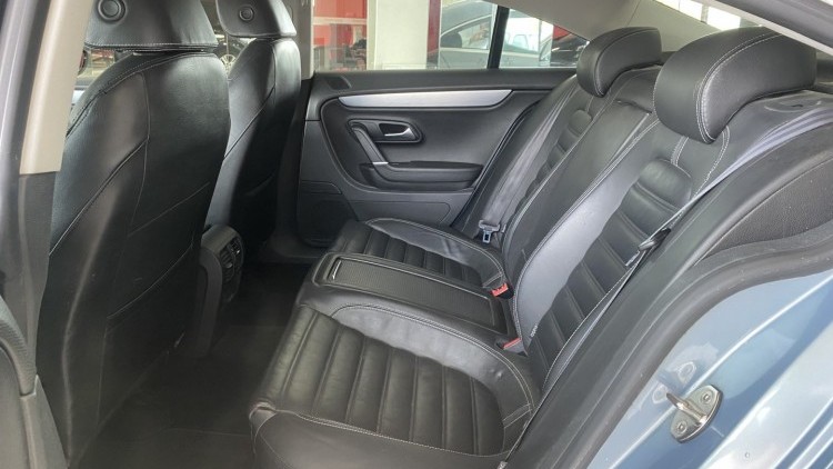 Volkswagen Passat CC 2.0 TDI