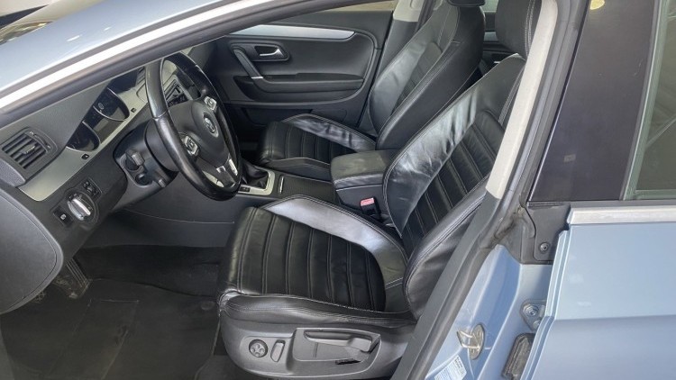 Volkswagen Passat CC 2.0 TDI