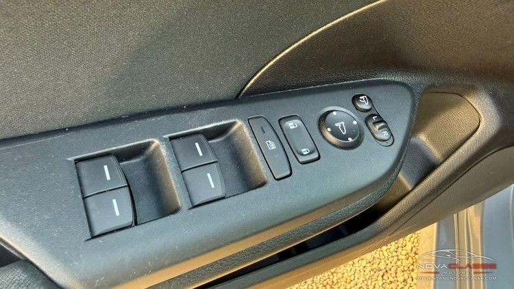 Honda Civic 1.0 i-VTEC Elegance Business
