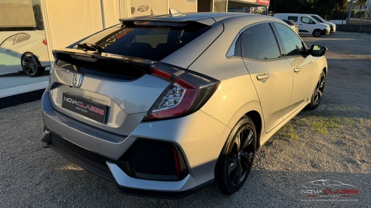 Honda Civic 1.0 i-VTEC Elegance Business