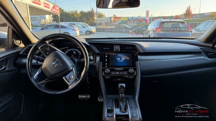 Honda Civic 1.0 i-VTEC Elegance Business