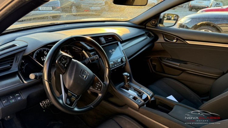 Honda Civic 1.0 i-VTEC Elegance Business