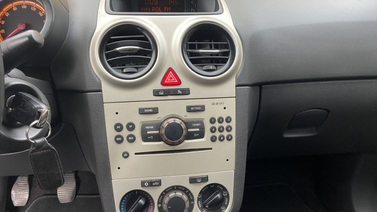 Opel Corsa 1.2i ENJOY