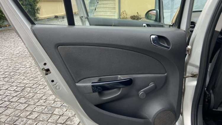 Opel Corsa 1.2i ENJOY