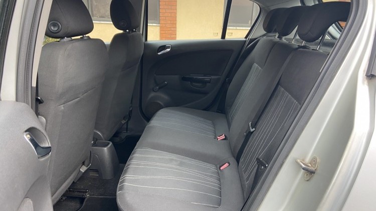 Opel Corsa 1.2i ENJOY