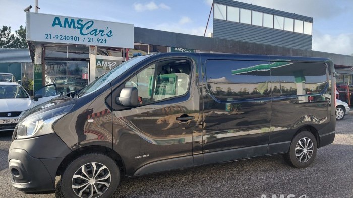 Nissan Mv300 CONFORT AUT