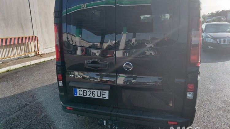 Nissan Mv300 CONFORT AUT