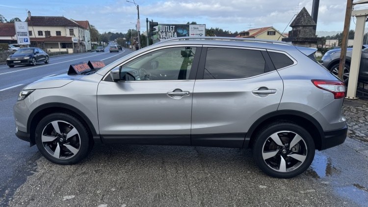 Nissan Qashqai Teckna premium