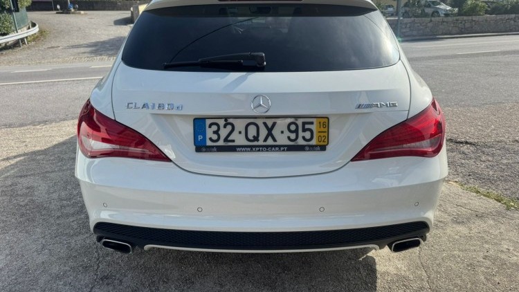 Mercedes-Benz Classe CLA 180 AMG