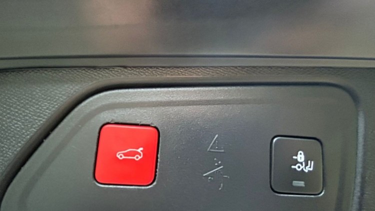 Peugeot 3008 1.6 Hybrid GT-Line e-EAT8