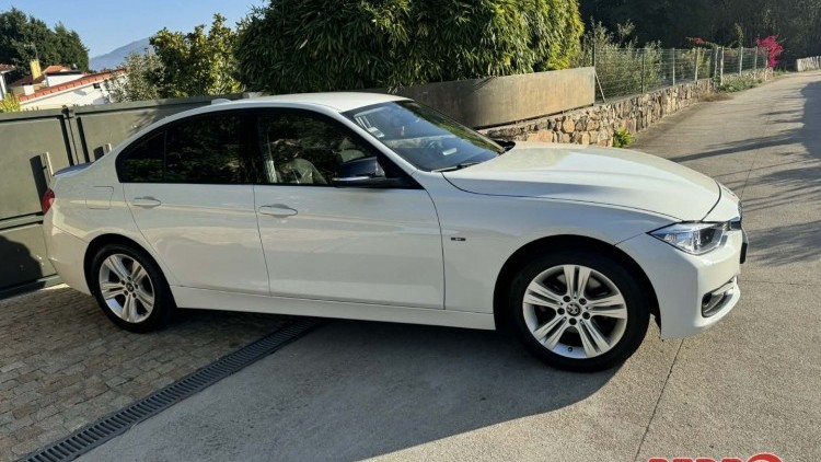 BMW S&eacute;rie 3 - 320 sport LINE