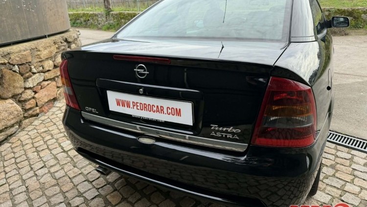 Opel Astra Coupe BERTONE