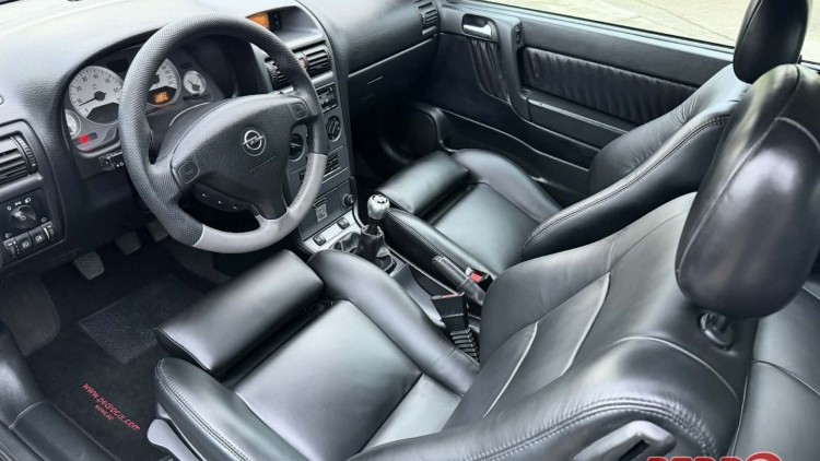 Opel Astra Coupe BERTONE