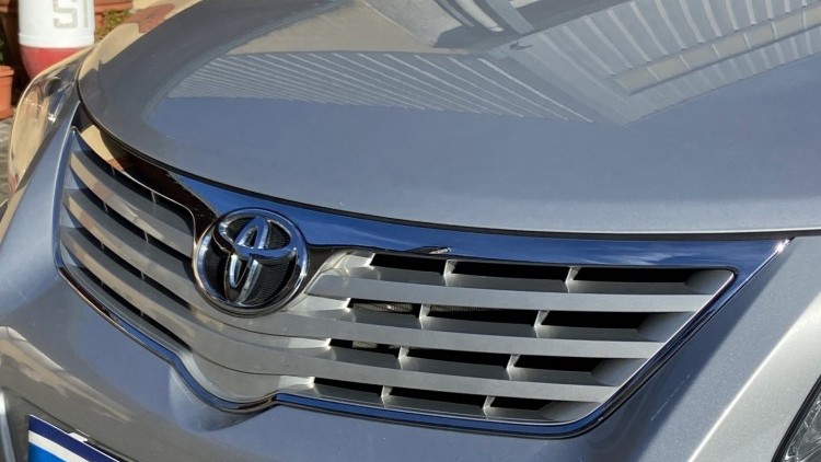 Toyota Avensis 1.6 i EXECUTIVE