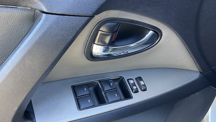 Toyota Avensis 1.6 i EXECUTIVE