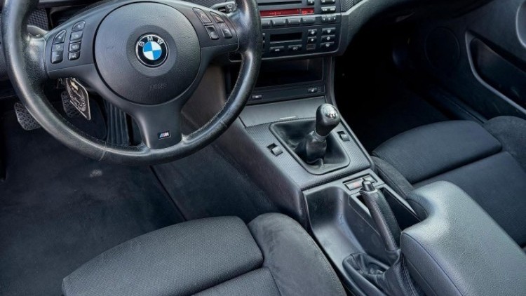 BMW S&eacute;rie 3 - 320 E46 COMPACT